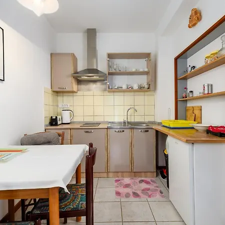 Apartments Ivana , Affordable On A Great Location Umag Exterior photo