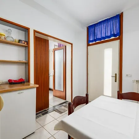 Apartments Ivana , Affordable On A Great Location Umag Exterior photo